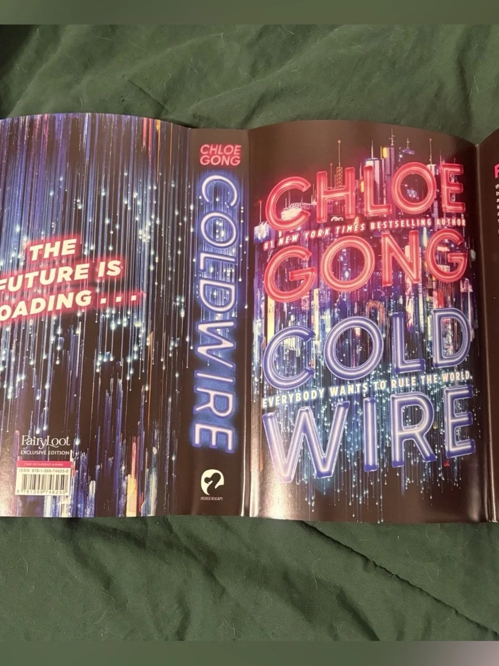 Fairyloot YA December 2025 Coldwire by Chloe Gong Book Vase Overlays Socks Tarot
